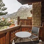 Kisseye By Premium Apartment