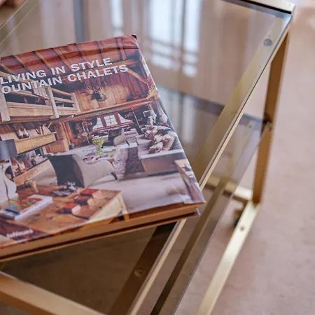 Kisseye By Premium Zermatt