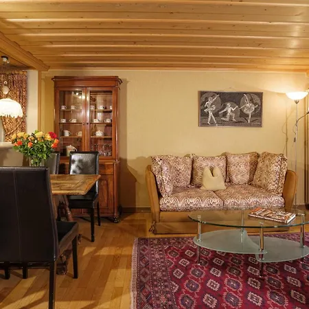 Kisseye By Premium * 采尔马特