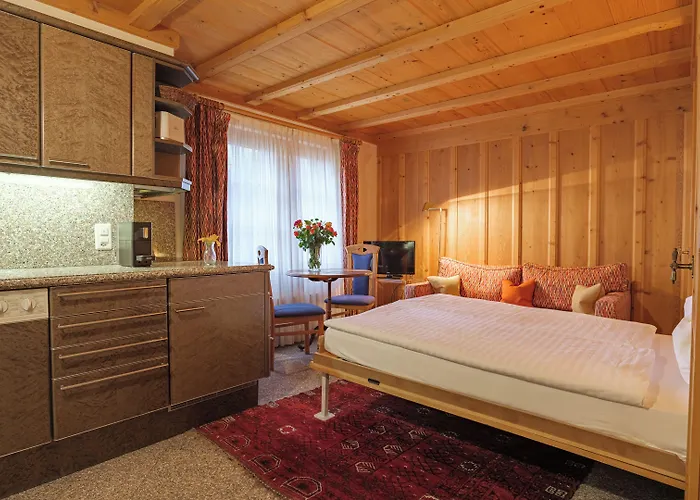 Kisseye By Premium *